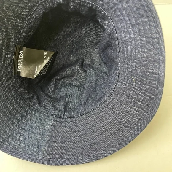 Prada bucket hat - Picture 5 of 8